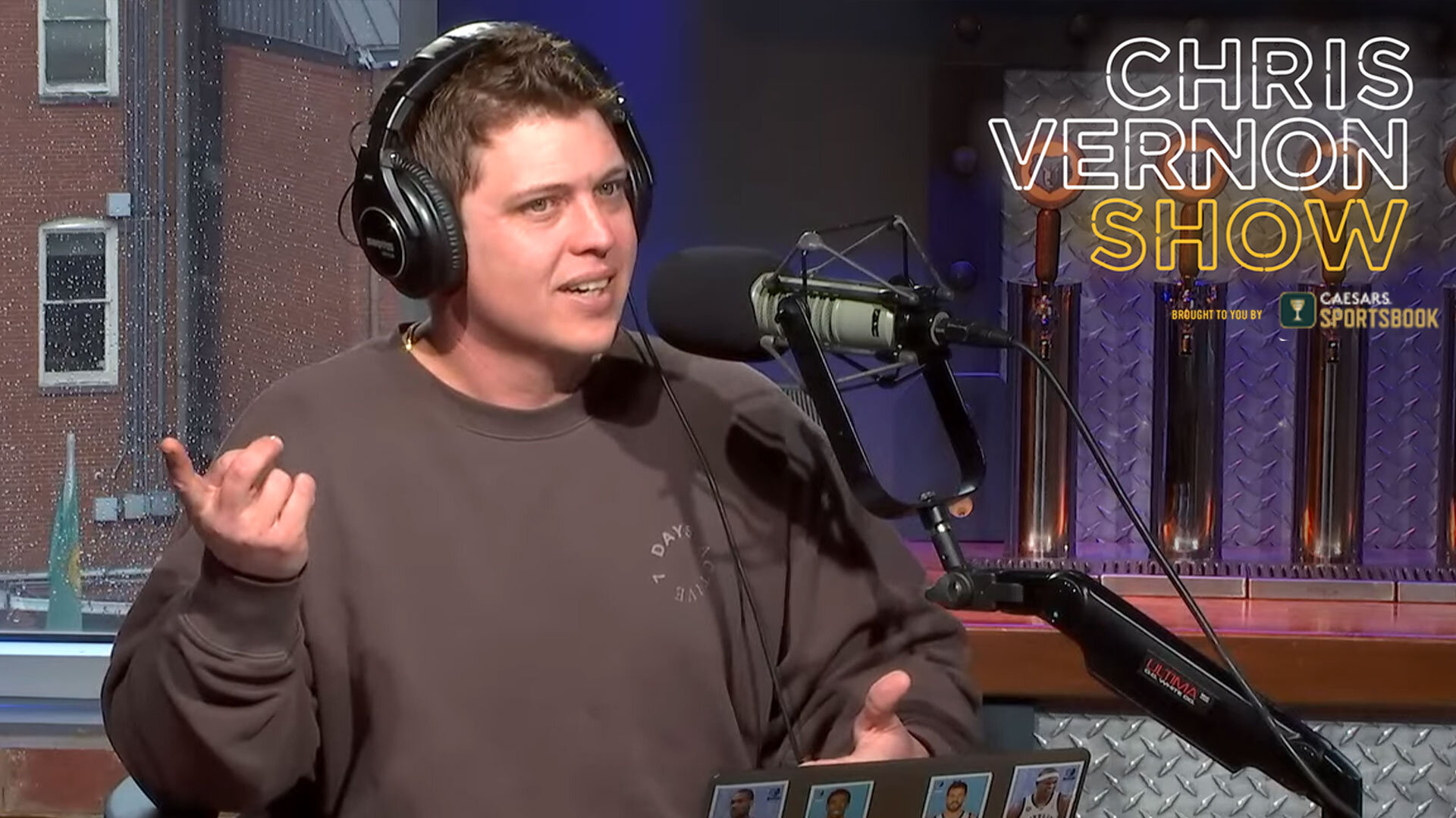 Chris Vernon Show FIT FOR A KING JAMES Grind City Media