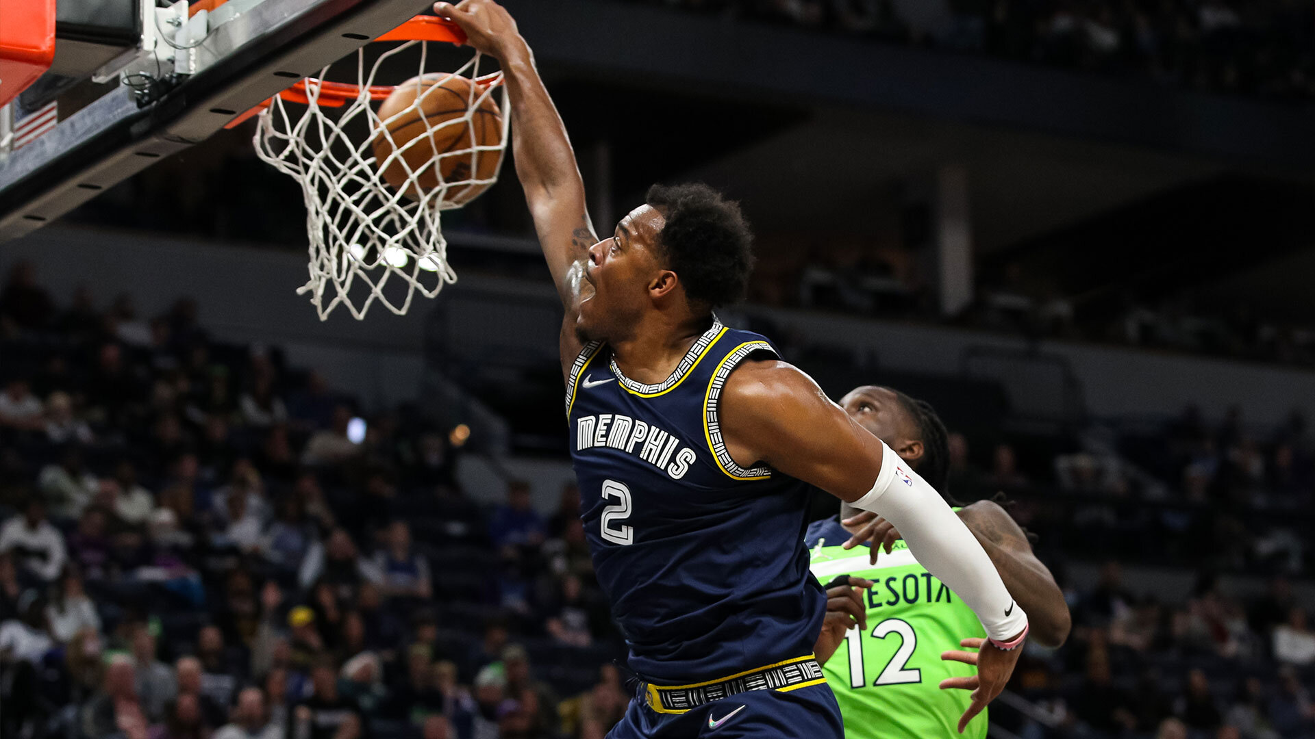 On this week’s episode of Just Grizzlies, Kelcey is joined by Grizzlies sophomore Xavier Tillman Sr. who talks about the blur that was his rookie year, what he brings to the team, his mentality as he prepares for games and much more…
