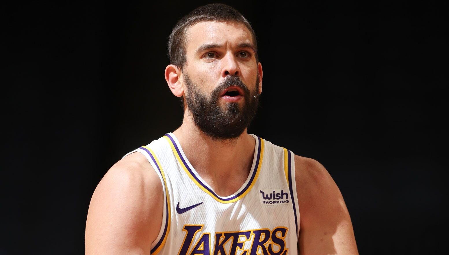 Marc Gasol playing for the Lakers