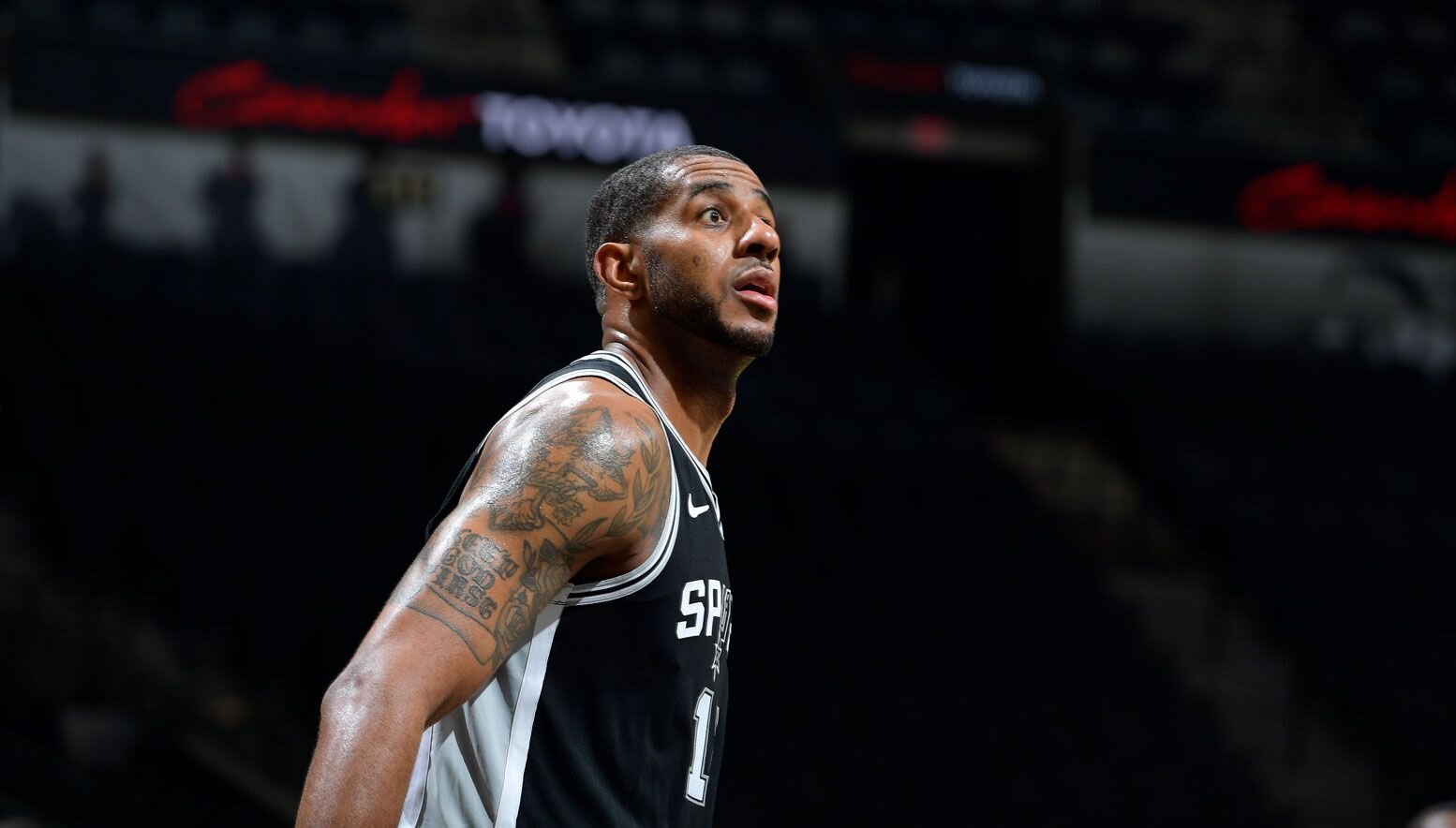 LaMarcus Aldridge mid-game