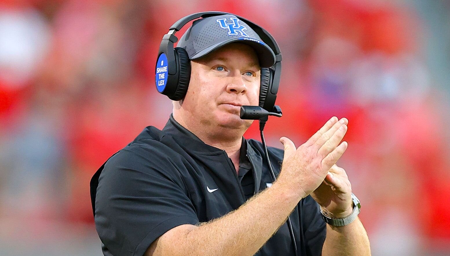 Mark Stoops calling a timeout