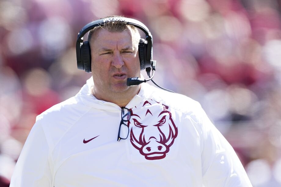 Bret Bielema on sideline