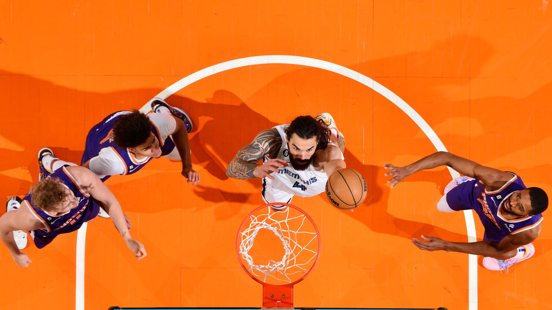 PHOENIX, AZ - JANUARY 22: Steven Adams #4 of the Memphis Grizzlies drives to the basket during the game against the Phoenix Suns on January 22, 2023 at Footprint Center in Phoenix, Arizona.