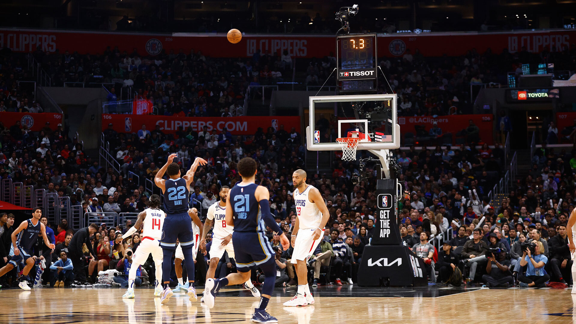 LOS ANGELES, CALIFORNIA - MARCH 05: Desmond Bane #22 of the Memphis Grizzlies takes a shot against the LA Clippers in the second half at Crypto.com Arena on March 05, 2023 in Los Angeles, California.