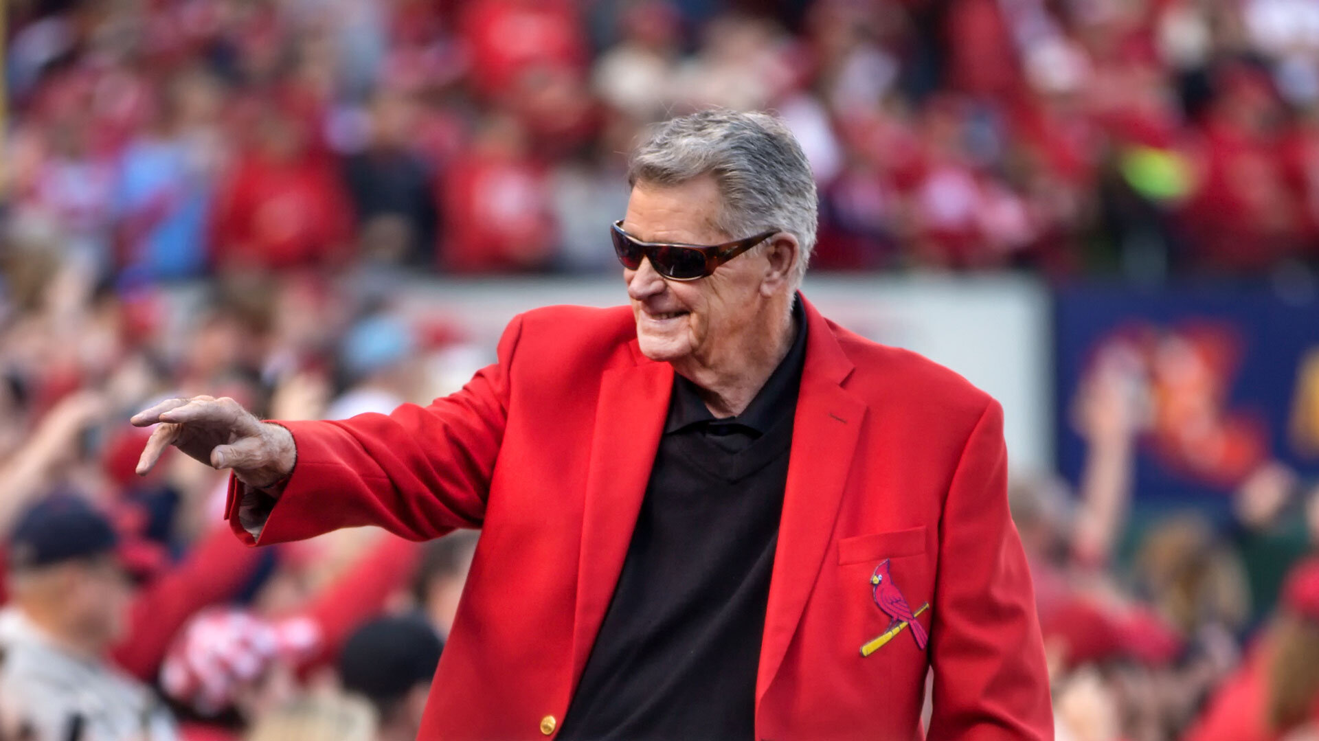 Rob, Lang and Murph discuss the latest news and notes from around the MLB this week, talk about the career of Cardinals icon Mike Shannon and more.
