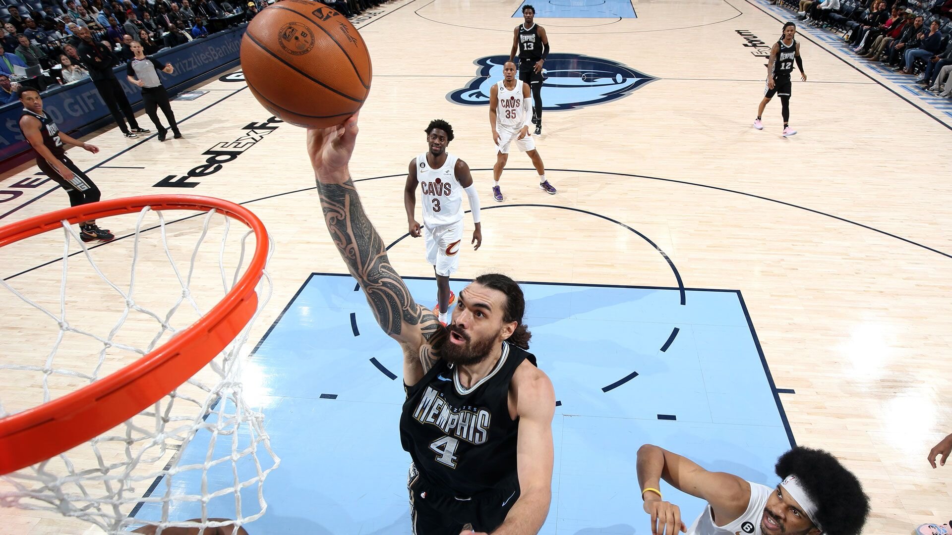 MEMPHIS, TN - JANUARY 18: Steven Adams #4 of the Memphis Grizzlies drives to the basket against the Cleveland Cavaliers on January 18, 2023 at FedExForum in Memphis, Tennessee.