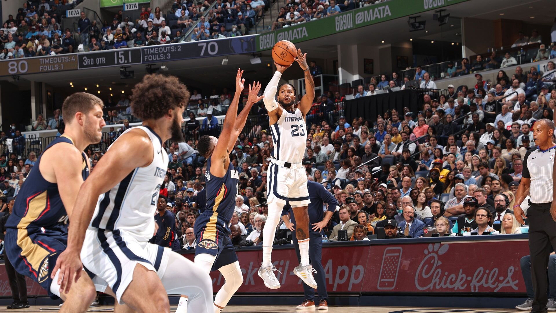 MEMPHIS, TN - OCTOBER 25: Derrick Rose #23 of the Memphis Grizzlies shoots the ball during the game against the New Orleans Pelicans on October 25, 2023 at FedExForum in Memphis, Tennessee.