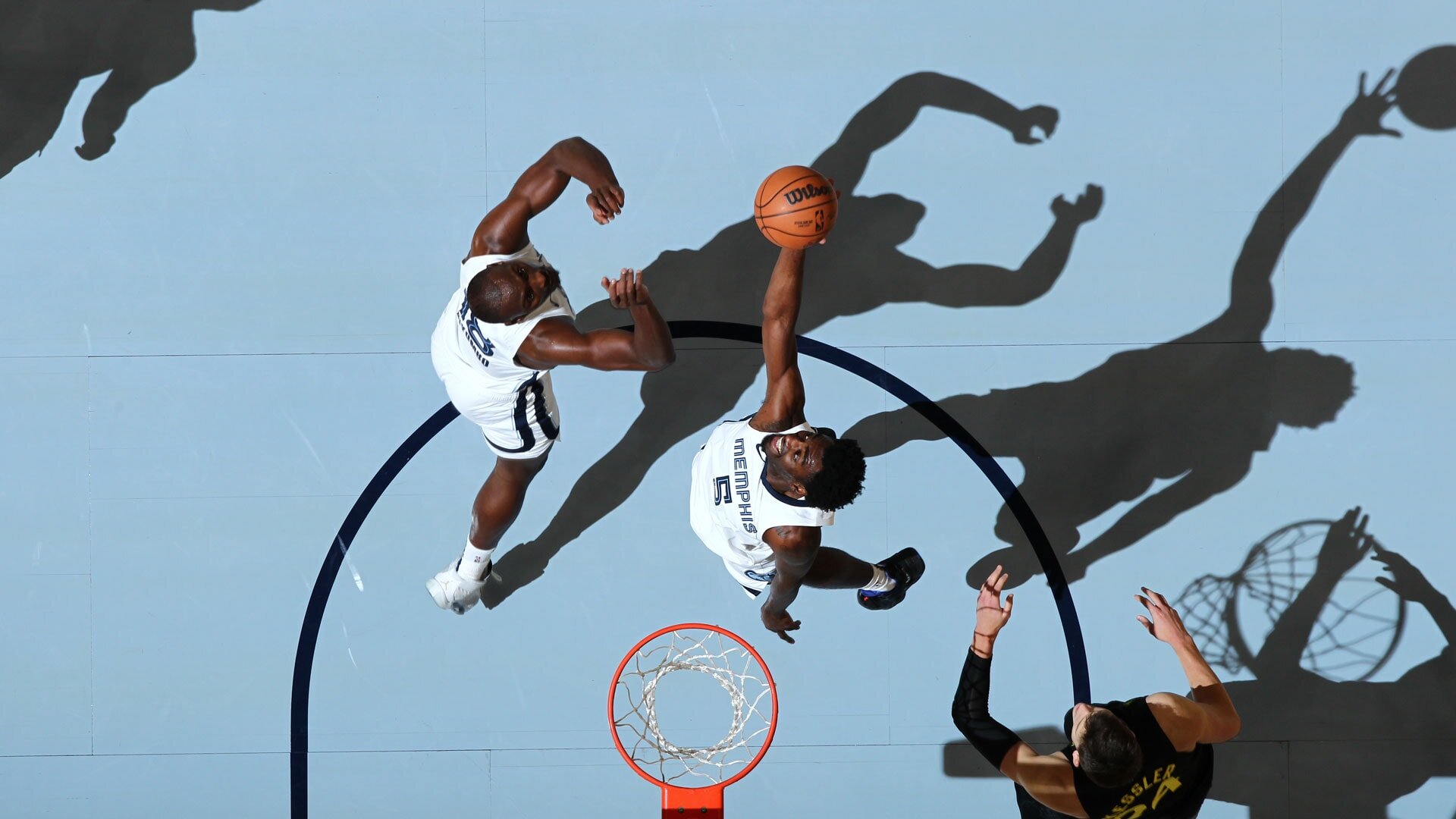 MEMPHIS, TN - NOVEMBER 29: Vince Williams Jr. #5 of the Memphis Grizzlies grabs the rebound during the game on November 29, 2023 at FedExForum in Memphis, Tennessee.