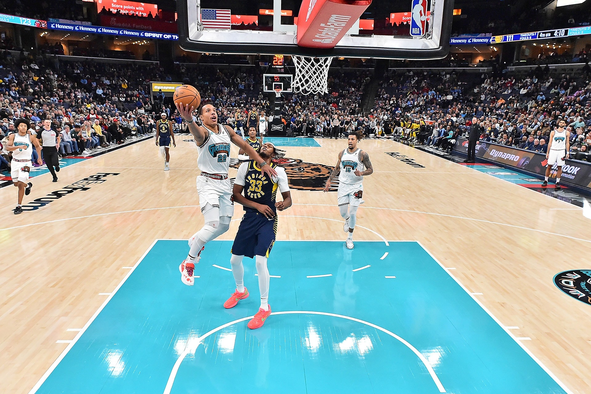 MEMPHIS, TENNESSEE - DECEMBER 01: Desmond Bane #22 of the Memphis Grizzlies goes to the basket against Myles Turner #33 of the Indiana Pacers during the game at FedExForum on December 01, 2024 in Memphis, Tennessee.