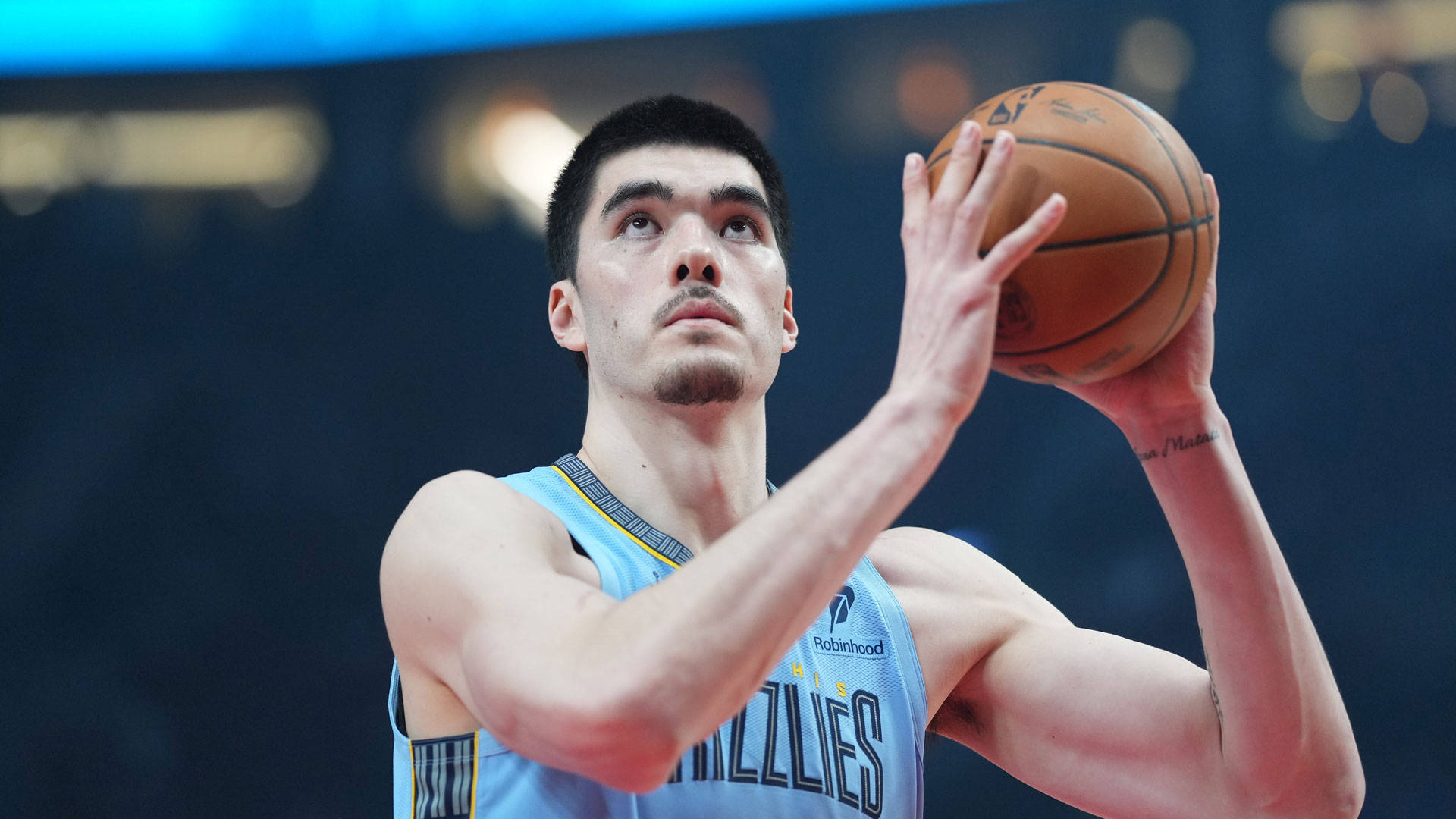 MikeCheck: Edey’s acclimation will be ‘a gradual process’ as Grizzlies address recent struggles